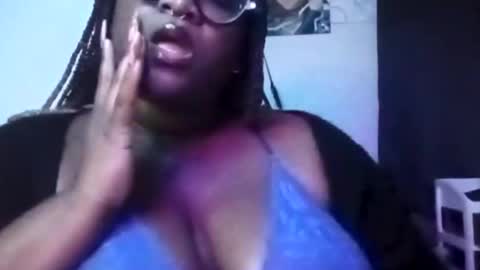 Snapshot of pandamami chatting on February 12, 2025, 3:51 am pandamami online show from February 12, 2025, 3:51 am