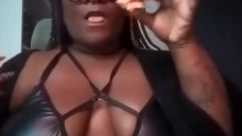 Snapshot of pandamami chatting on February 16, 2025, 3:58 am pandamami online show from February 16, 2025, 3:58 am