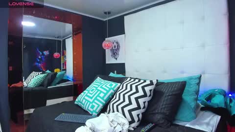 ---Pandora--- online show from December 30, 2024, 7:00 pm