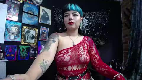 Snapshot of pandoragoddess chatting on March 7, 2025, 7:49 pm online show from March 7, 2025, 7:49 pm