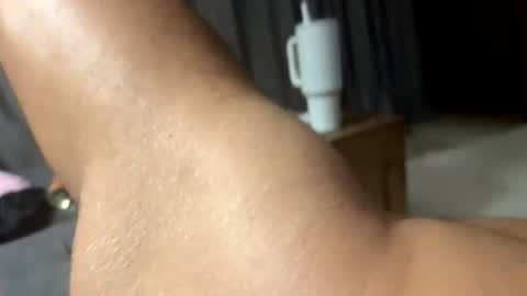 Snapshot of pandoroy chatting on November 6, 2025, 2:23 am Alone online show from November 6, 2025, 2:23 am