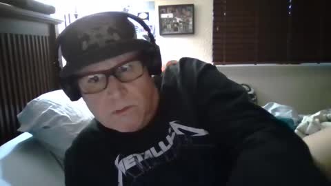 Snapshot of panos678442 chatting on December 2, 2024, 1:02 pm panos online show from December 2, 2024, 1:02 pm