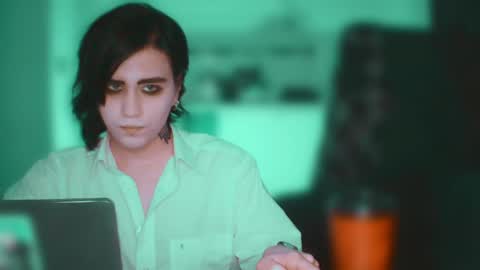 In bio online show from April 10, 2026, 6:12 pm