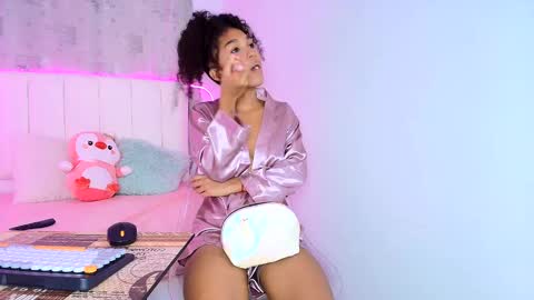 Snapshot of pao_salazar chatting on September 15, 2025, 8:31 pm pao_salazar online show from September 15, 2025, 8:31 pm