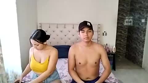 Paola 23 and Andres 25 online show from June 21, 2026, 3:14 pm