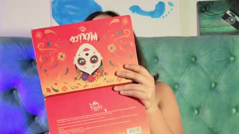 Paola Lyon online show from April 16, 2026, 6:30 pm