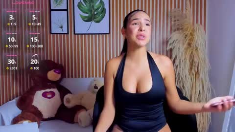 paola online show from October 29, 2025, 3:09 am