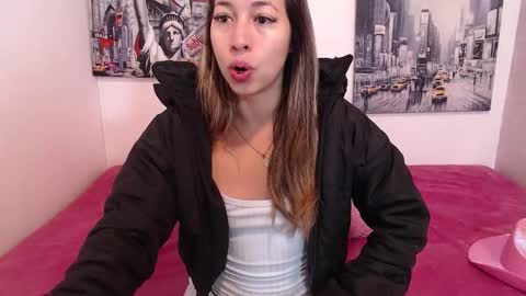 Paola online show from February 28, 2026, 11:11 am