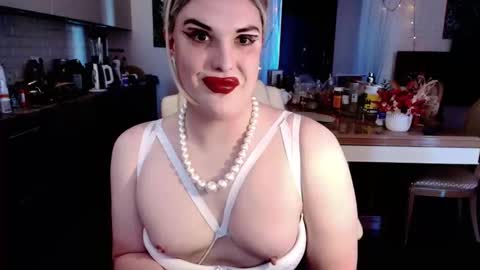 Sarina Williams online show from May 16, 2026, 10:36 am