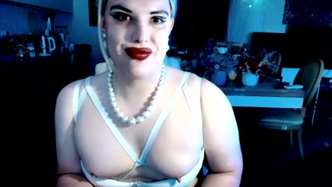 Snapshot of paoladoll chatting on June 15, 2026, 8:16 am Sarina Williams online show from June 15, 2026, 8:16 am