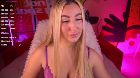 Snapshot of paolamola chatting on February 4, 2026, 8:53 am Lia online show from February 4, 2026, 8:53 am