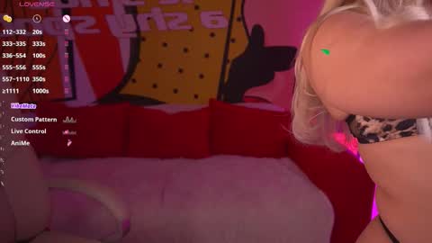 Lia online show from March 9, 2026, 2:54 pm