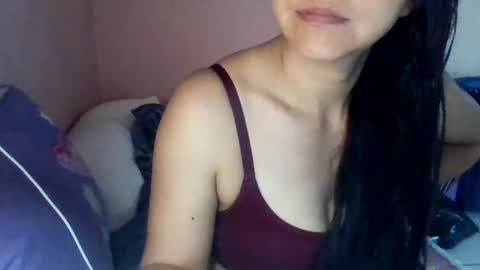 paolamz10 online show from June 20, 2026, 12:47 am