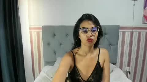 Snapshot of paolaturner chatting on December 25, 2024, 11:54 am Paola Turner online show from December 25, 2024, 11:54 am