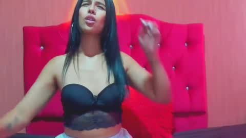 Snapshot of paolaturner chatting on January 27, 2025, 5:58 pm Paola Turner online show from January 27, 2025, 5:58 pm