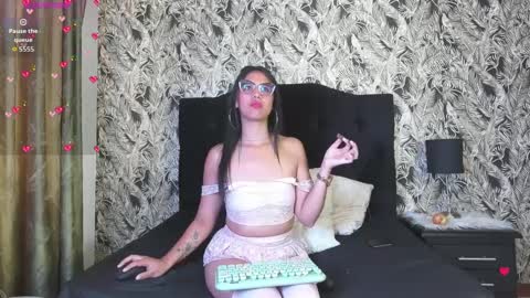 Snapshot of paolaturner chatting on September 11, 2025, 1:11 pm Paola Turner online show from September 11, 2025, 1:11 pm