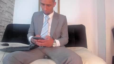 Snapshot of paolo_johnson chatting on October 2, 2025, 11:50 am Paolo online show from October 2, 2025, 11:50 am