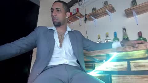 Snapshot of paolo_johnson chatting on October 10, 2025, 11:42 am Paolo online show from October 10, 2025, 11:42 am