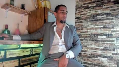 Snapshot of paolo_johnson chatting on October 20, 2025, 11:32 am Paolo online show from October 20, 2025, 11:32 am