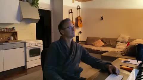 papa_show online show from December 23, 2024, 9:29 pm
