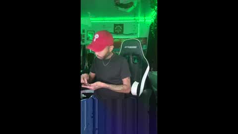 papian0 online show from November 22, 2025, 12:09 am