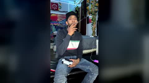 papian0 online show from December 19, 2025, 6:31 am