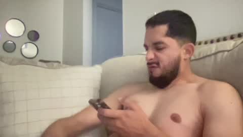 papicubano_guapo23cm online show from April 27, 2026, 11:52 am