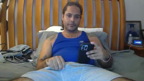 Snapshot of papiipr185 chatting on May 8, 2026, 8:03 pm PapiiPR185 online show from May 8, 2026, 8:03 pm