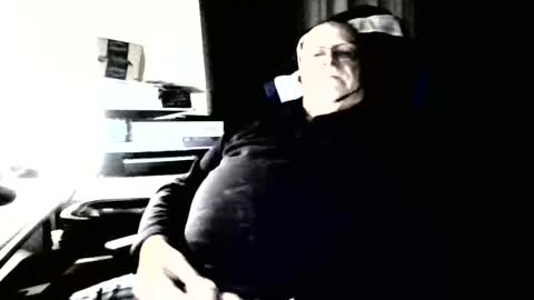 Snapshot of papilly chatting on March 2, 2026, 10:11 am papilly online show from March 2, 2026, 10:11 am