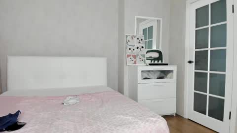 Melena online show from April 25, 2026, 1:41 pm
