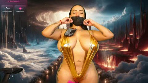 Snapshot of paradise_city__ chatting on January 21, 2025, 12:57 am DAILYNPC OF online show from January 21, 2025, 12:57 am