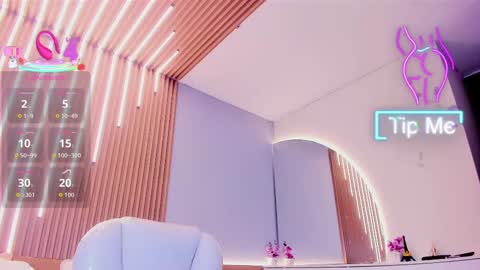 Amy and my doll online show from November 14, 2025, 4:11 am