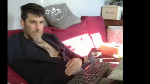 partofme83 online show from March 25, 2026, 2:45 pm