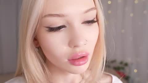 Sofi online show from November 18, 2025, 4:00 pm