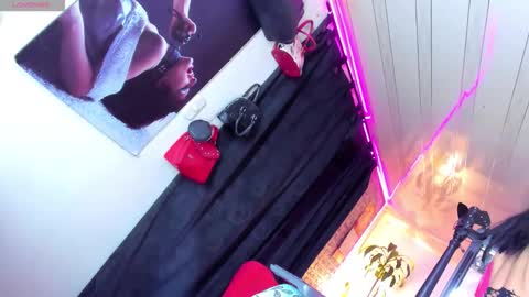 Snapshot of partysexgirls chatting on November 13, 2025, 3:49 am Nazaret online show from November 13, 2025, 3:49 am