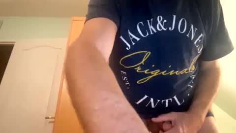 pascalou02 online show from December 3, 2025, 6:06 pm