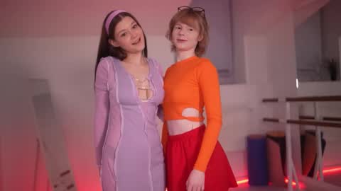 Kelly online show from October 31, 2025, 2:29 pm