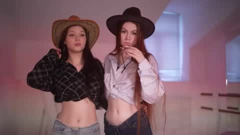 Kelly online show from November 7, 2025, 10:15 am