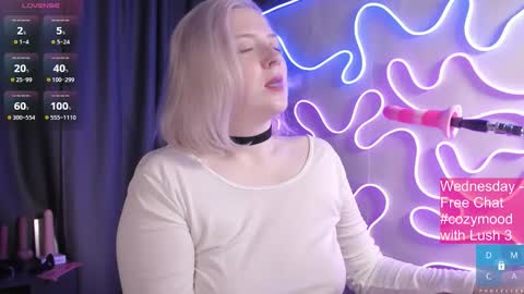 Snapshot of passion_luna chatting on October 8, 2025, 4:54 am LunaAlan online show from October 8, 2025, 4:54 am