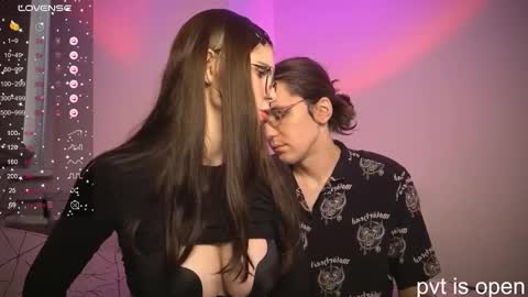 Zoe online show from October 15, 2025, 8:25 am