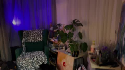 Snapshot of passionessa chatting on November 1, 2025, 10:17 am Call me Miss Alice Careful Passion Queen online show from November 1, 2025, 10:17 am