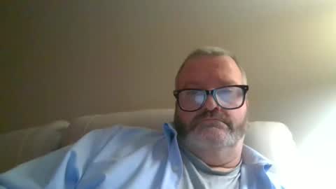 passporttraveler1 online show from December 27, 2024, 1:32 am