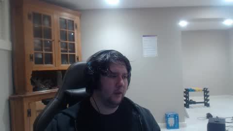 pastapiska online show from April 18, 2026, 8:18 am