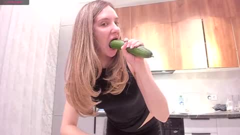 Patricia online show from April 14, 2026, 6:36 pm