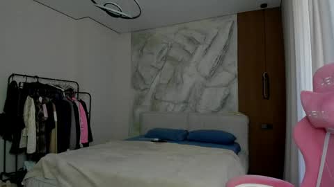 patricia_bloom online show from May 28, 2026, 3:48 am