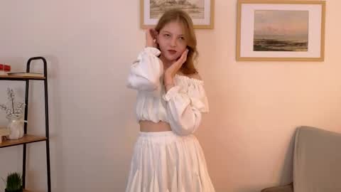 Vicki online show from September 14, 2025, 10:14 am