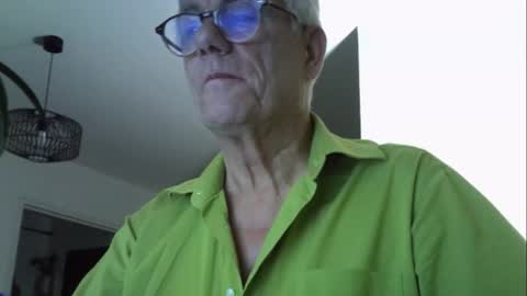 Snapshot of patrick5275 chatting on October 18, 2025, 9:59 pm patrick5275 online show from October 18, 2025, 9:59 pm