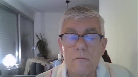 patrick5275 online show from April 21, 2026, 4:52 am