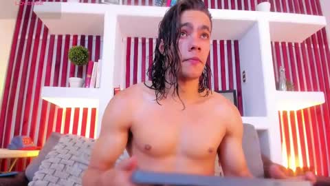 Snapshot of patrick_senova chatting on February 19, 2025, 6:33 am Patrick online show from February 19, 2025, 6:33 am