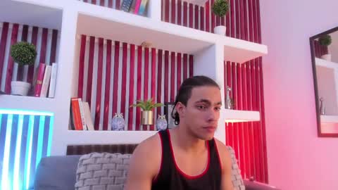 Snapshot of patrick_senova chatting on February 20, 2025, 3:45 am Patrick online show from February 20, 2025, 3:45 am